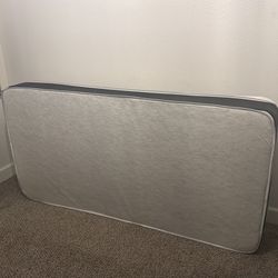 Twin mattress