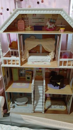 Doll house