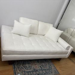 Chaise Lounge - Like New