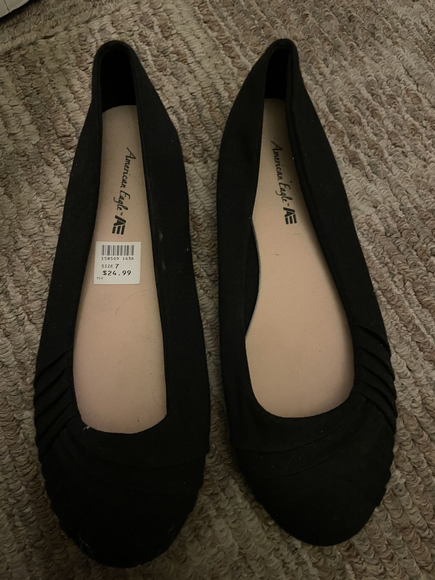 Women’s Flats Shoes