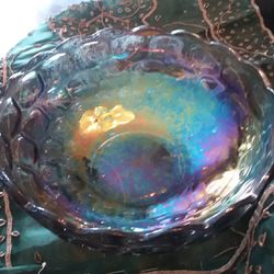 VINTAGE CARNIVAL GLASS LARGE ROUND IRIDESCENT BOWL 1950'S