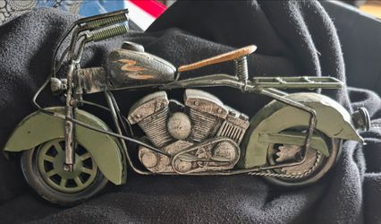 Handmade Vintage Metal Motorcycle Decorative Model