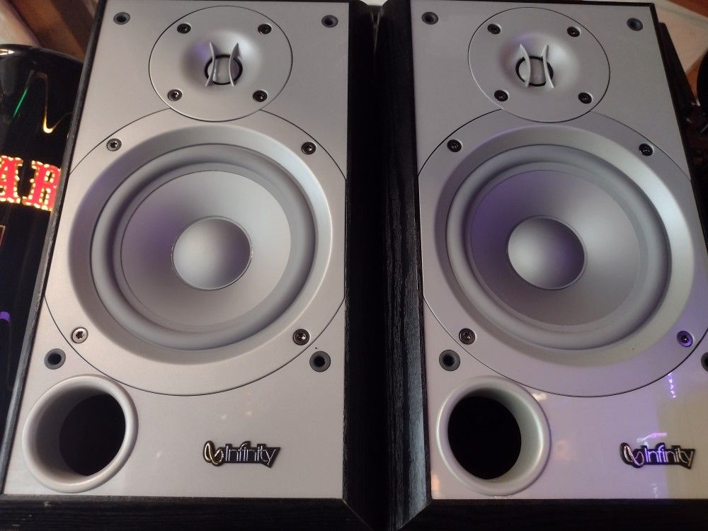 Infinity Bookshelf Speakers