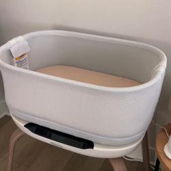 Graco smartbassinet