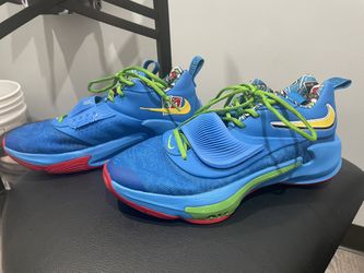 Brand new Nike Zoom Freak 3 NRG UNO Blue Green Athletic Shoes Sneakers Men’s 9.5