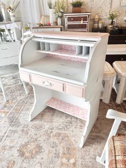 Roll top desk