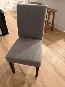 2x Dining Chairs