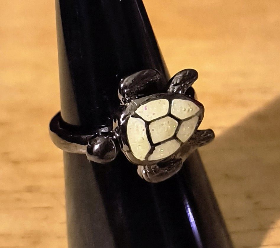 Sea Turtle White Opal Women's Black Ring Size 6