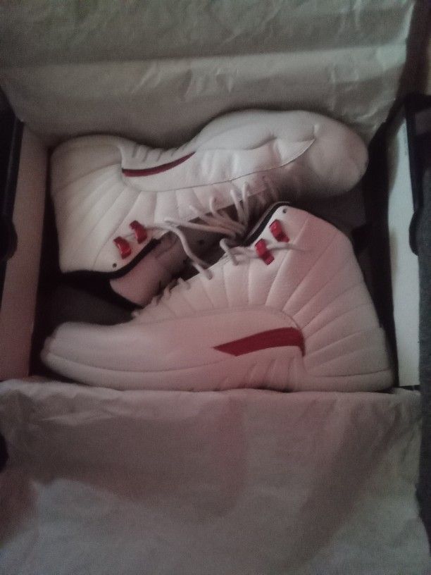 Retro Jordan 12 Twist
