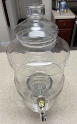 Big Glass Jar With Faucet Dispenser 