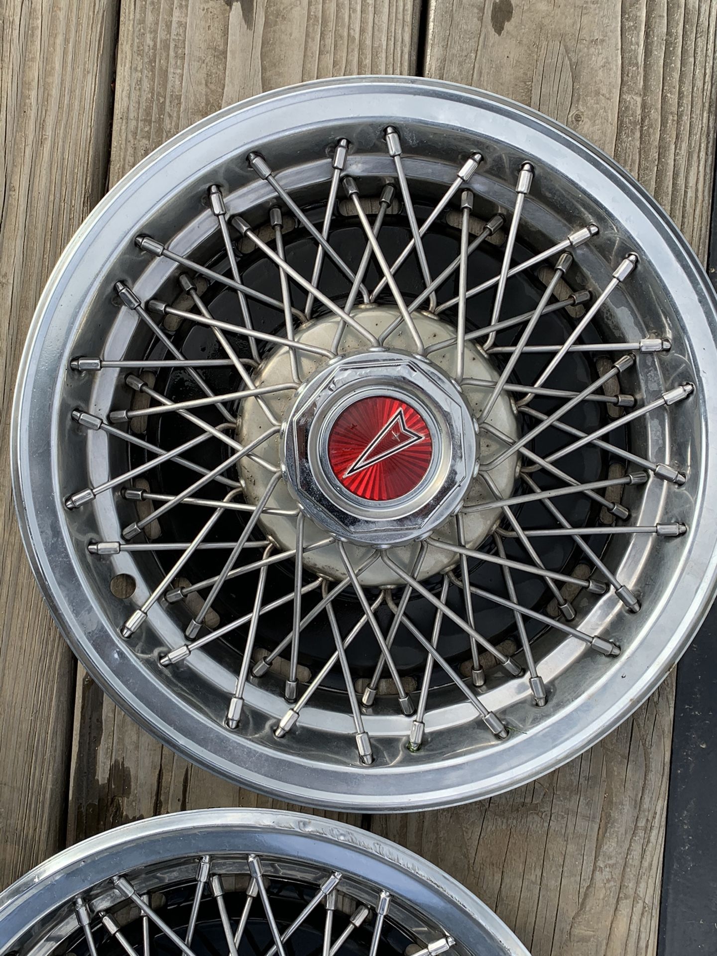 Pontiac Hubcaps