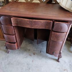 Vintage Collectors, Nice Desk Ready To Paint