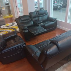 *Weekend Special!!!*---Sleek Santiago Black Leather Reclining Sets---Delivery And Setup Available👌