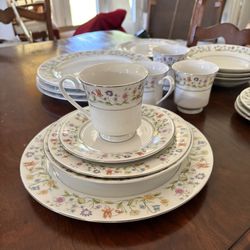 Suzy Fine China 3101