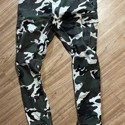 Large Pac Sun Camo Pants 