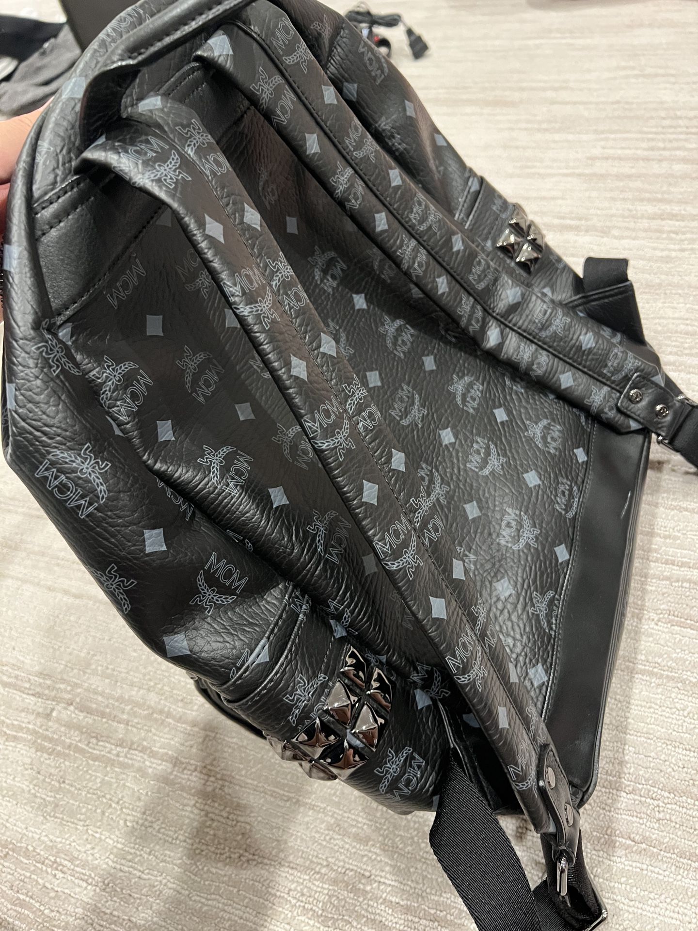 Mcm backpack for Sale in Chicago, IL - OfferUp