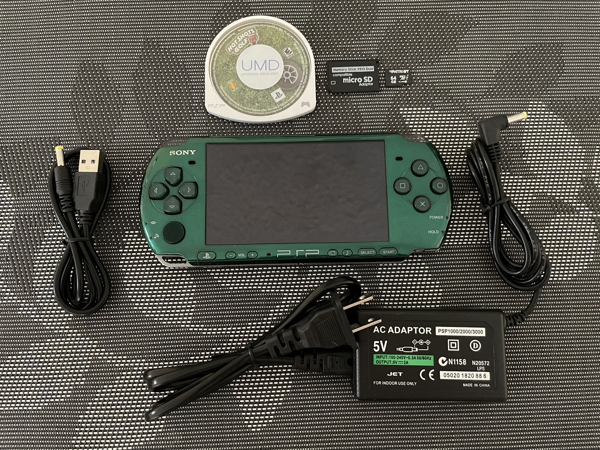 Psp 3000 Green w/ 7000+ Games Saved In The 64GB Memory Card