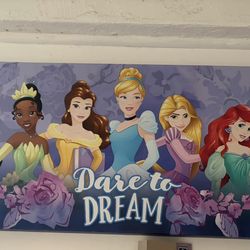 Princes Wall Decor