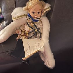 Madame Alexander Classics - Alice In Wonderland Collection