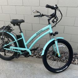 Electric Beach Cruiser  - Like New - Only 320 Miles 