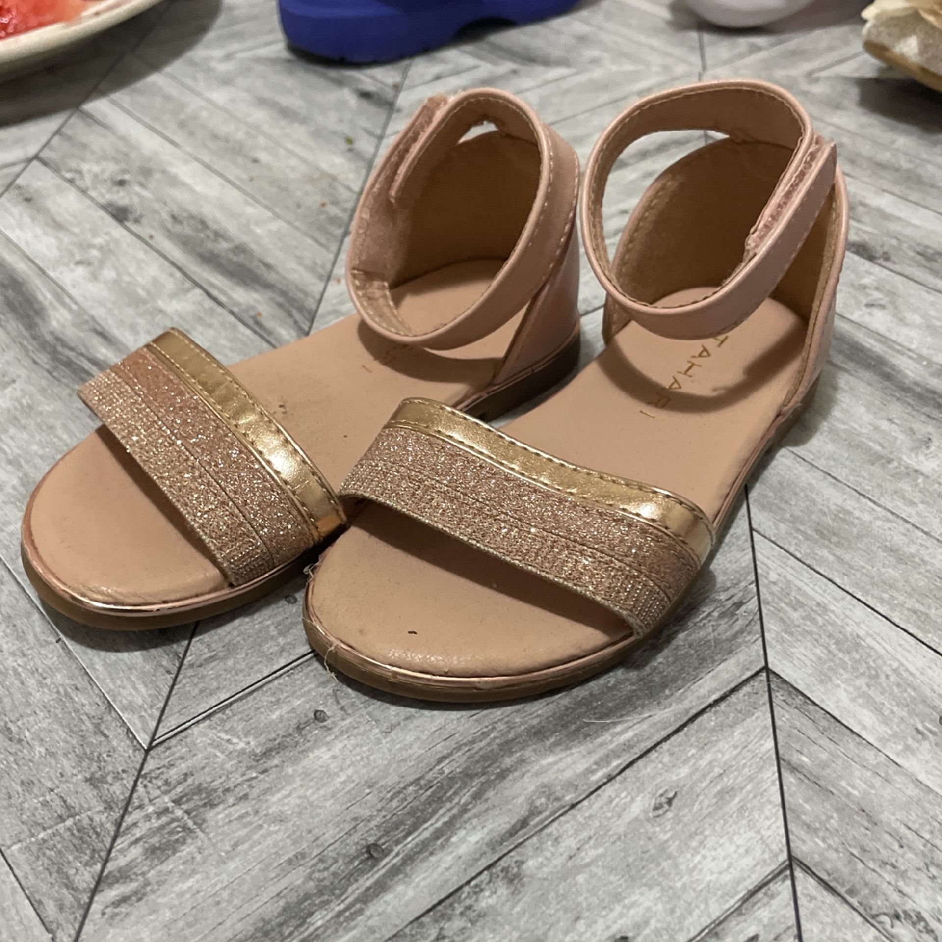 girls sandal