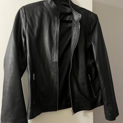 Women’s Black Leather Jacket Size L
