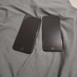 Lot of 2 iPhone 7 – For Parts / iCloud Locked / Password Unknown