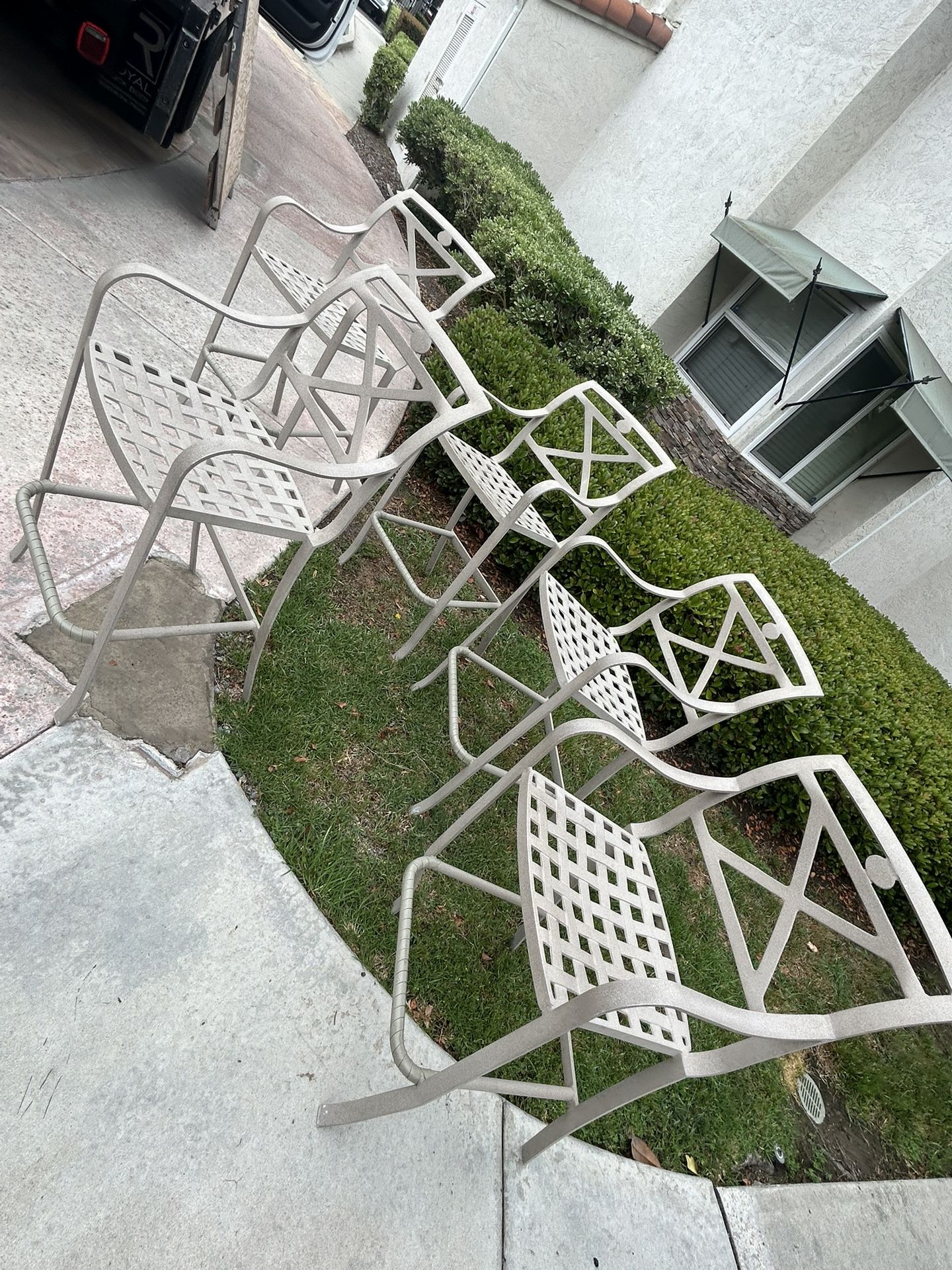 Todas Estas Sillas De Patio. X $225. O Mejor Oferta
