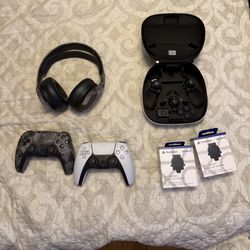 Playstation Controllers and headset + case