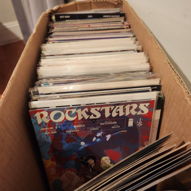 200+ Comics Books & Magazines