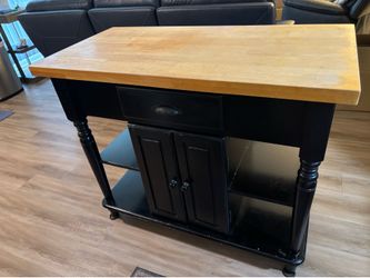 Kitchen island
