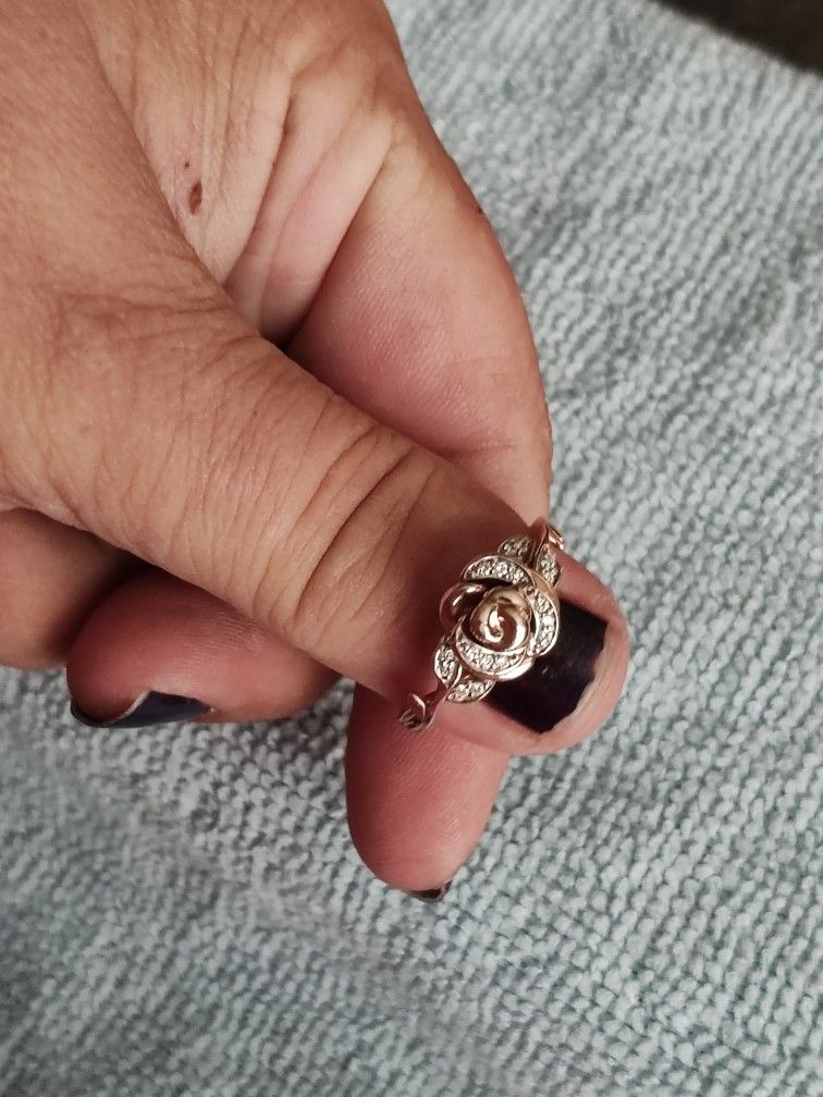 Solid 10k Disney Belle Ring