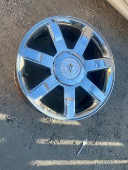 Cadillac Escalade Oem wheel 22