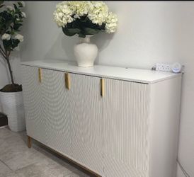Storage cabinet- side table- foyer storage- entry way
