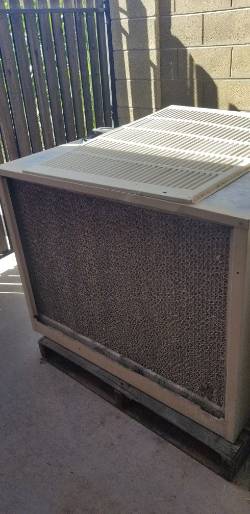 Evaporative Air Cooler