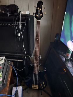 Yamaha BBG4S II 4-String Active Electric Bass Guitar