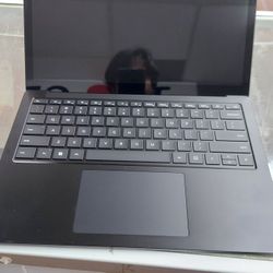 Microsoft Surface Laptop 4 13.5” Touch-Screen – Intel Core i7 - 32GB - 1TB Solid State Drive - Matte Black
Pay Low Down No Crdt Needed