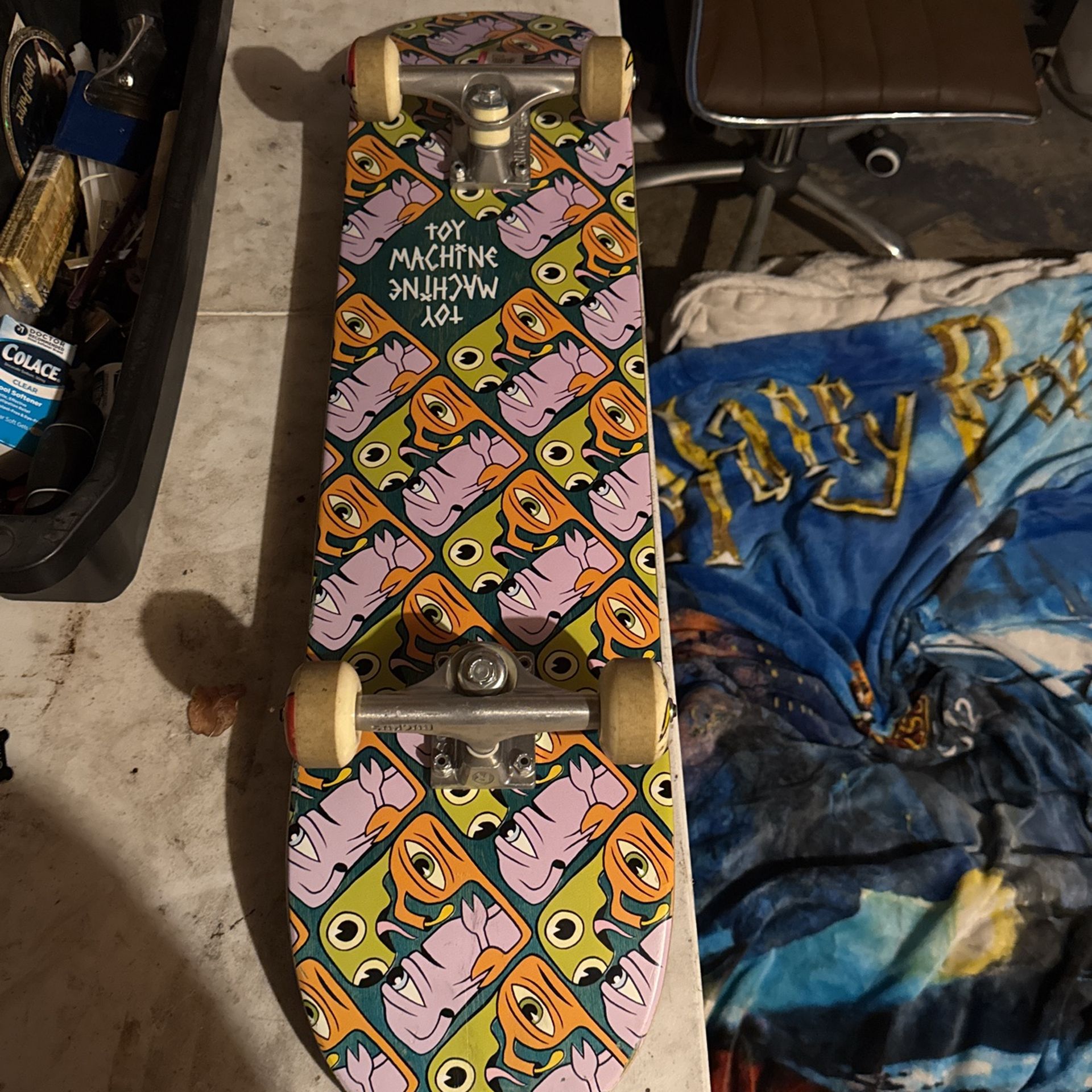Brand New toy machine Full Deck skate Board
