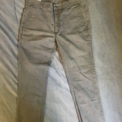 Levi Straight legged Grey denim