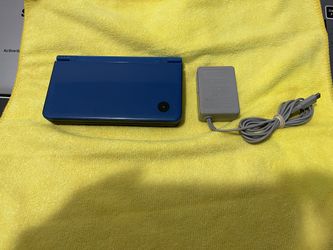 Nintendo DSi Xl Loaded With Games 
