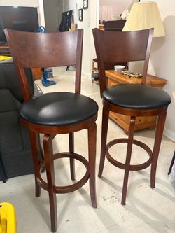 Set of 2 Barstools