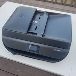 Wireless HP OfficeJet 5258 All-In-One Printer