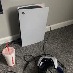 Ps5(READ WHOLE DESCRIPTION)