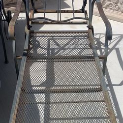 2 Pair Of Black Metal Vintage Chaise Lounge Chairs