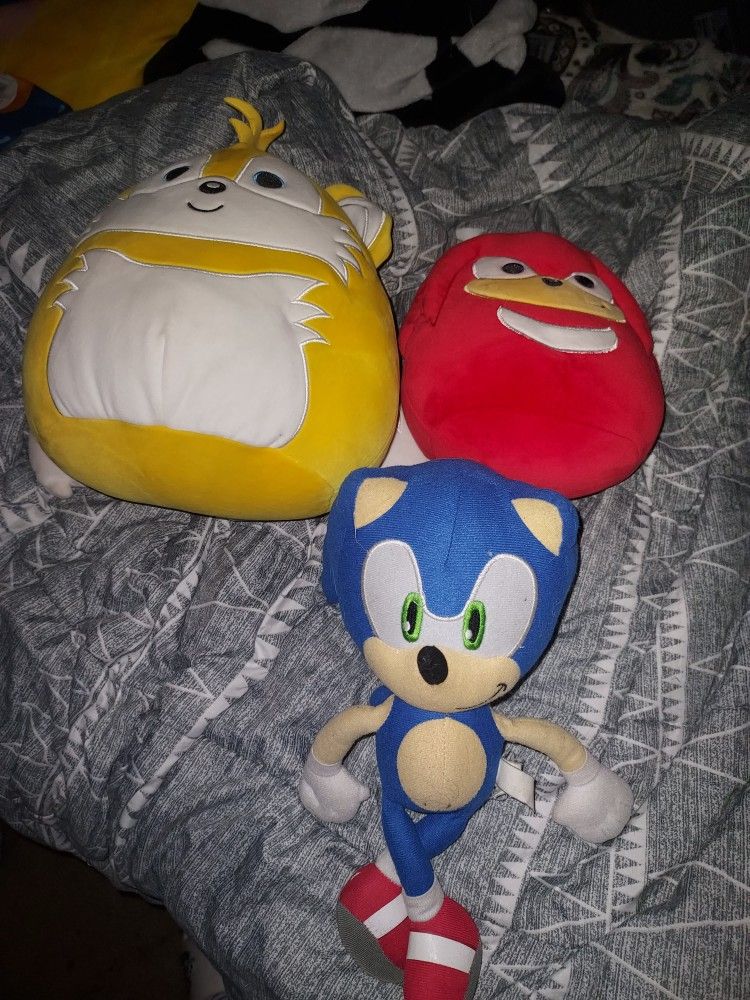 Sonic Plushies Lot