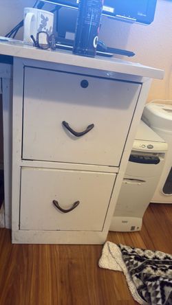 File cabinet 2 drawer