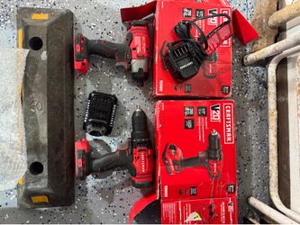 Craftsman 2 Tools Kit 20 volt with 1/4” impact wrench and 1/2” Drill with 2AH battery and charger