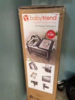 Baby Trend Lil' Snooze Deluxe II Nursery Center