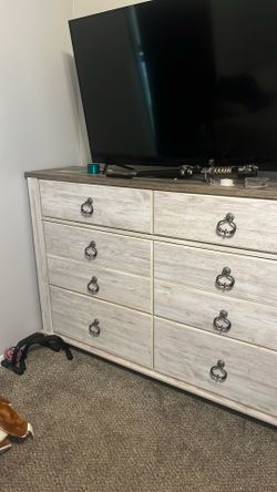Nice 6 drawer dresser .