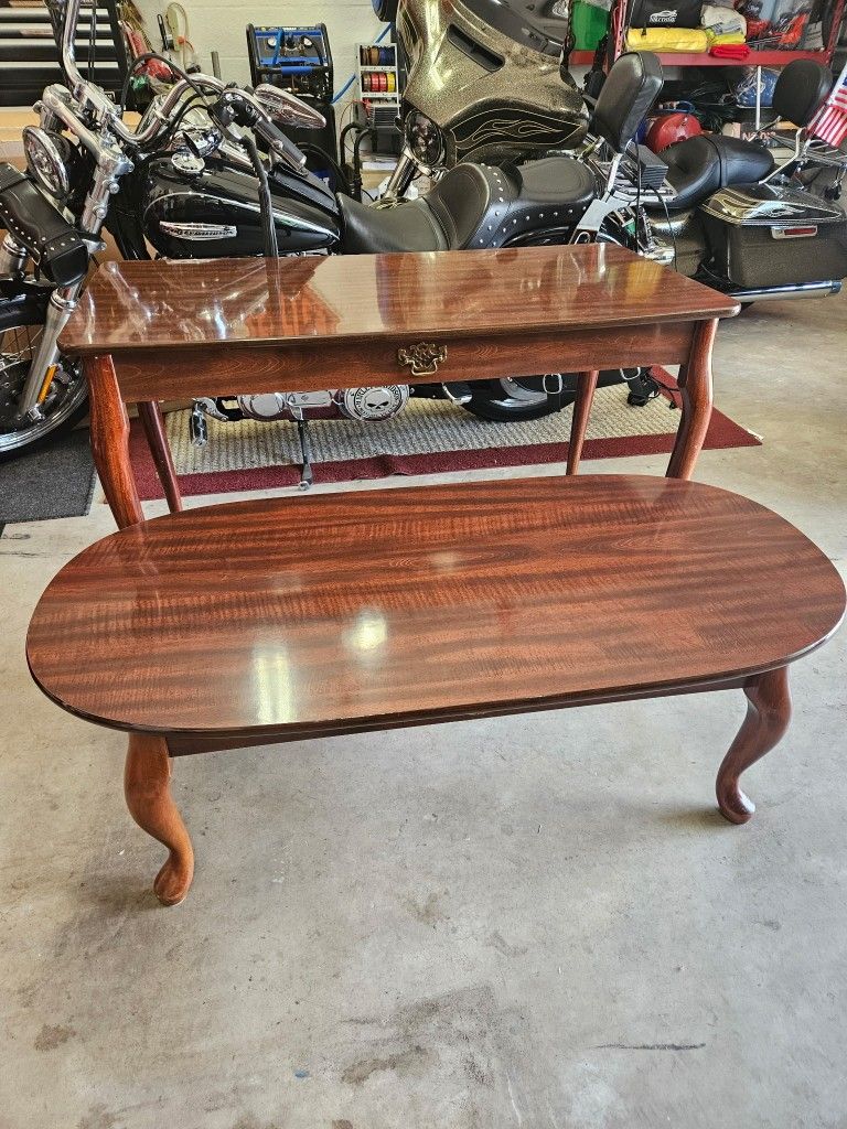 Queen Ann Sofa Table And Coffee Table